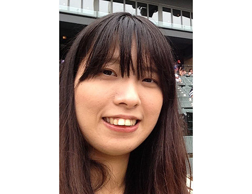 萬徳 晃子